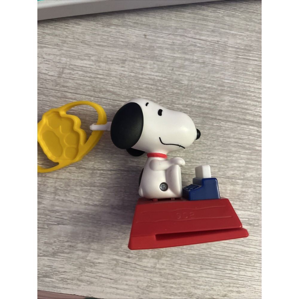 McDonald's Snoop Happy Meal‎ Toy 2018
